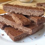 barrinha de chocolate com quinoa