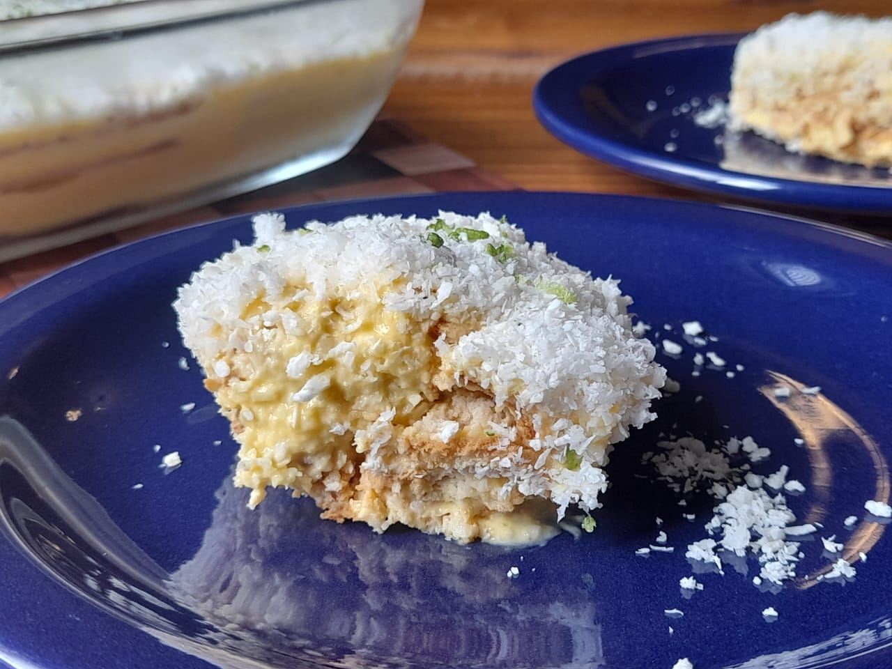 Torta de Manga com Iogurte Grego - Receita sem forno e muito prática!